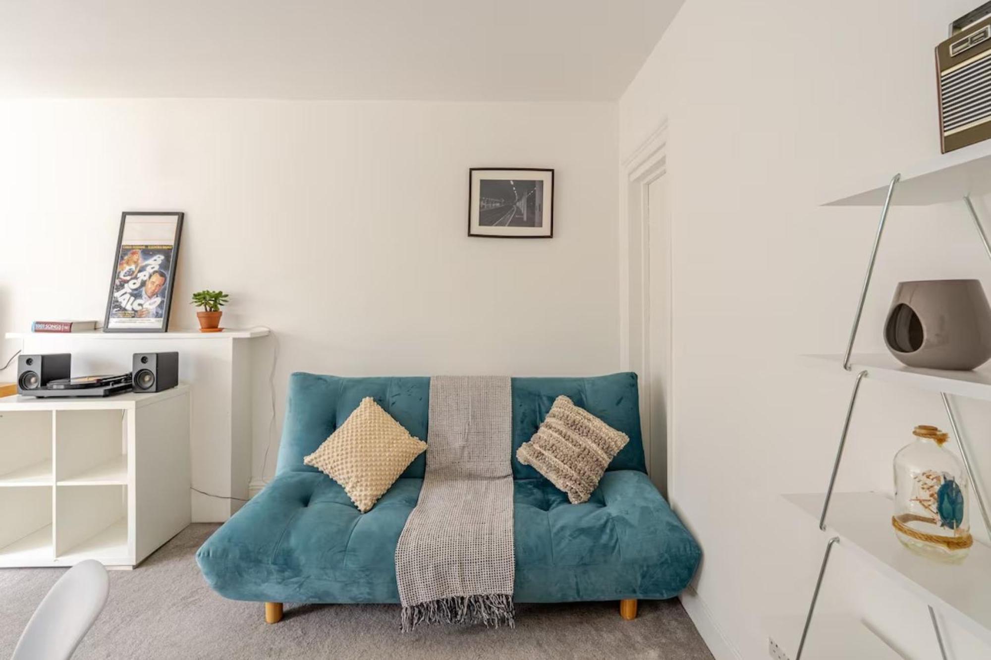 The Notting Hill Oasis